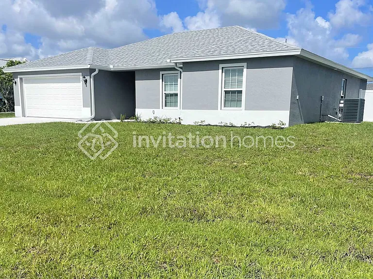 164 NW 6th Ave — Photo 1