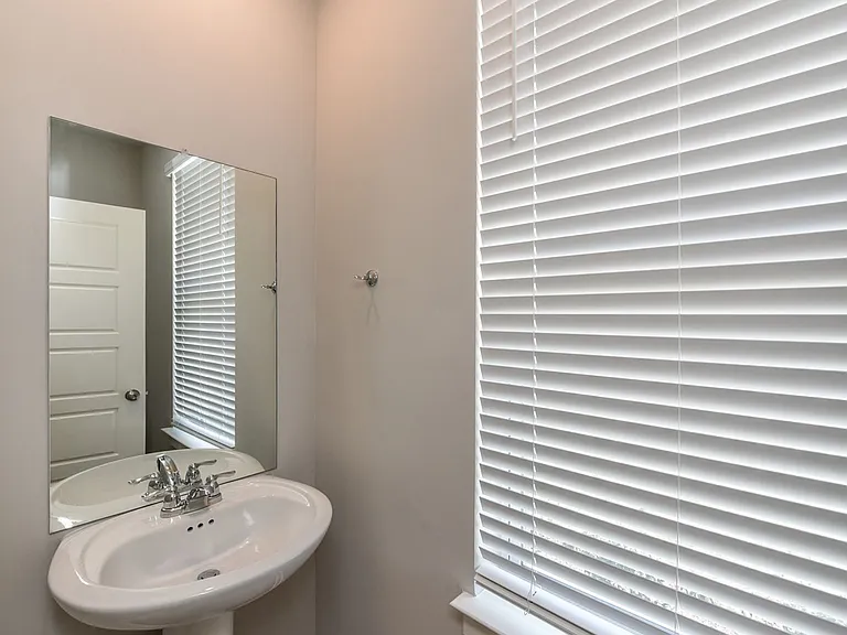 728 Mickelson Way — Photo 26