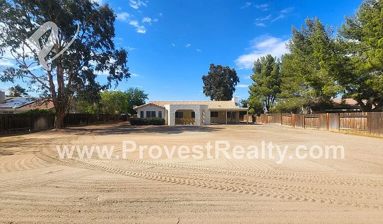 20403 Ochoa Rd — Photo 30