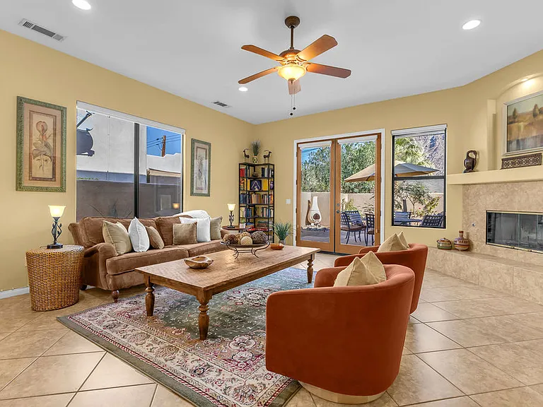 54052 Avenida Martinez — Photo 24