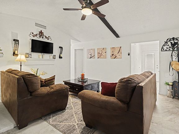3rd image of 1617 Pebble Beach Dr