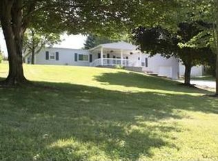 293 Rainey Rd, Eighty Four, PA 15330