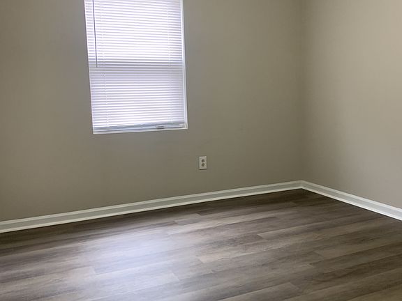 4th image of 1278 S Hayne St #101-B
