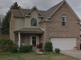 652 Bellcastle Rd, Lexington, KY 40505