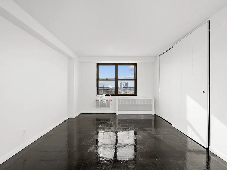 500 Central Ave #1710 — Photo 11