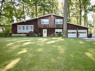 160 Kings Mountain Rd, Freehold, NJ 07728