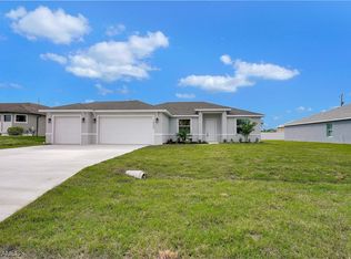 1420 NW 4th St, Cape Coral, FL 33993