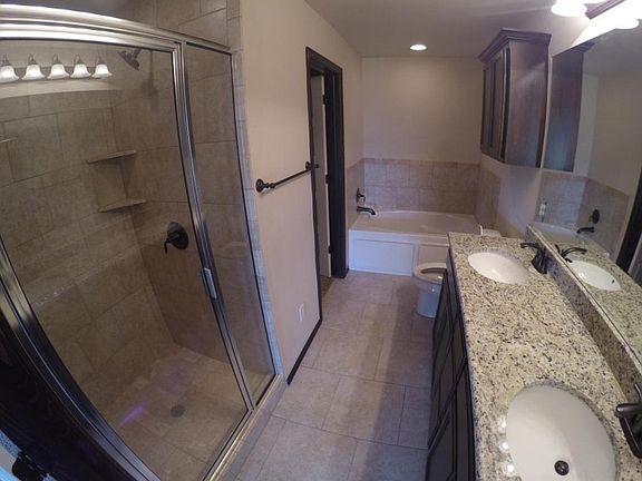 5th image of 3204 Texarkana Ct