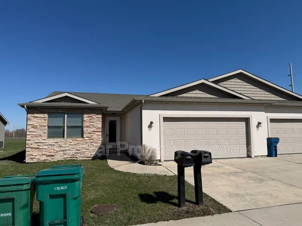 1218 Hawthorn Ct, Chatham, IL 62629