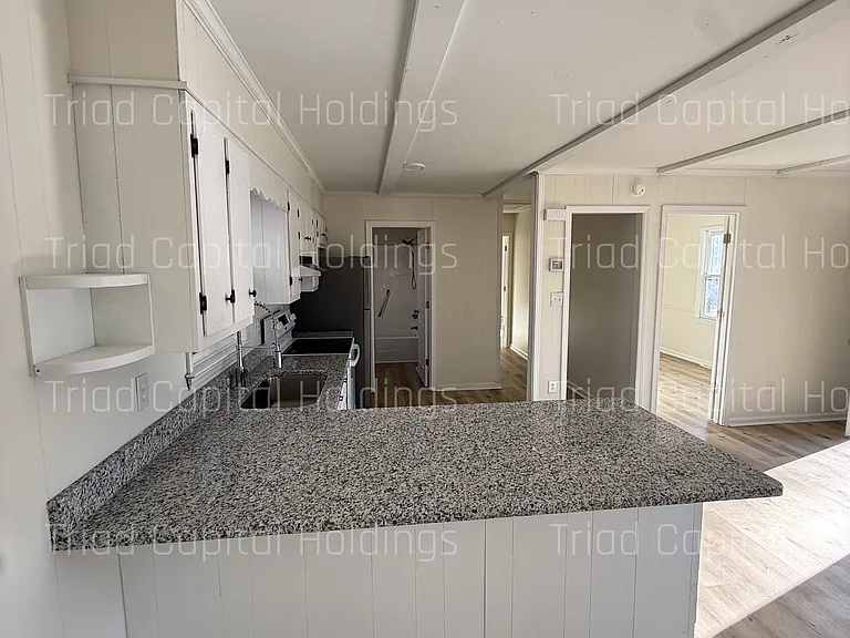 176 Coble Cres — Photo 6