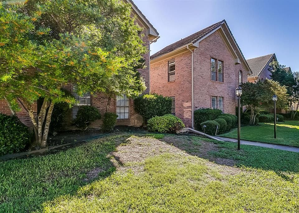 1st image of 1305 Belle Pl
