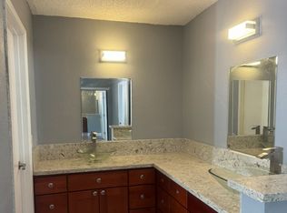 8621 Walnut Ridge Way, Sacramento, CA 95828