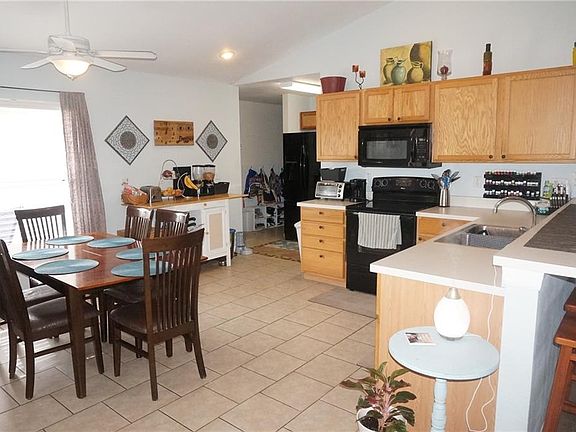 5th image of 1434 Golden Pond Dr