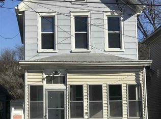 3110 Jackson St, Dubuque, IA 52001