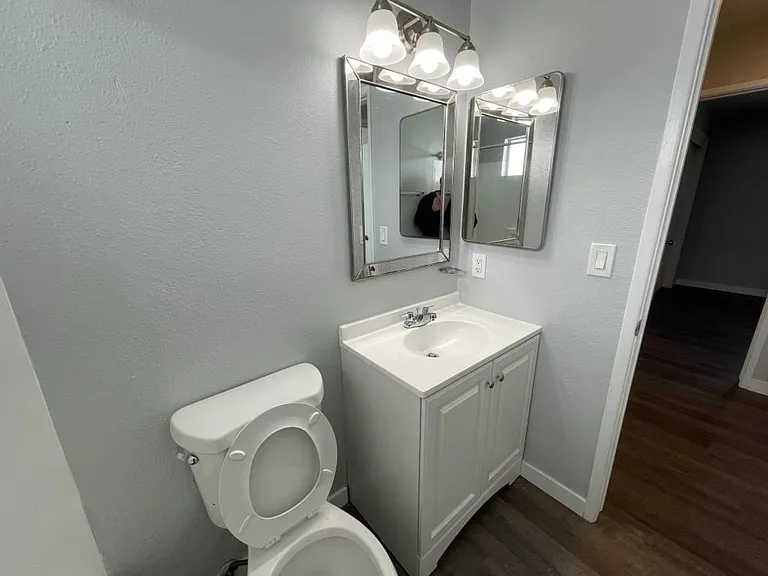 1302 Arlington Pl — Photo 15