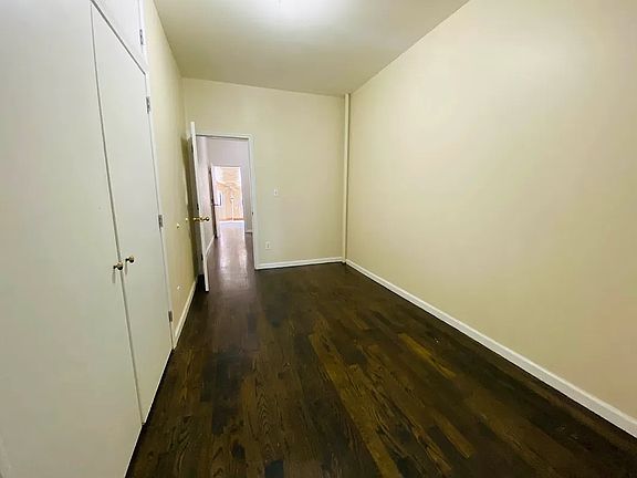 4th image of 1827 George St APT 3L
