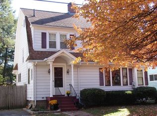 31 Newhall St, Springfield, MA 01109