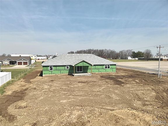 2nd image of 1 Janet Trl