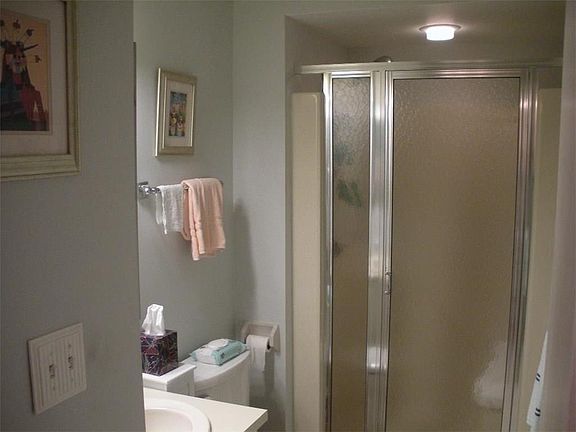 3rd image of 650 E Greenwich Ave APT 2-308