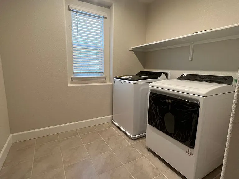 4310 White Fir Loop — Photo 13
