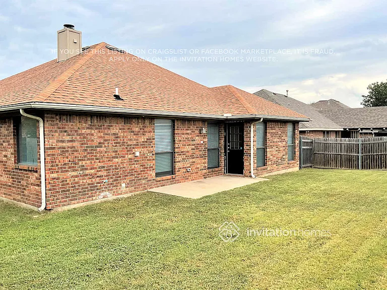 1117 Park Gln — Photo 15