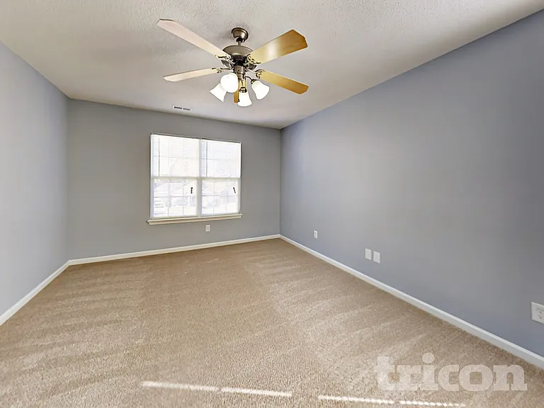 2672 Thistle Brook Dr — Photo 13