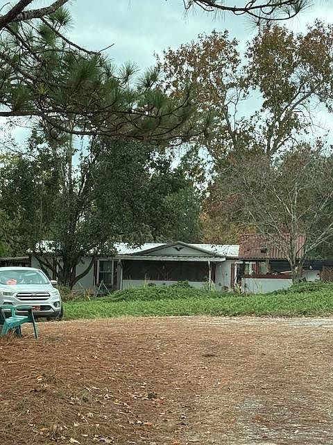 2nd image of 609/613 Pine Grove Rd