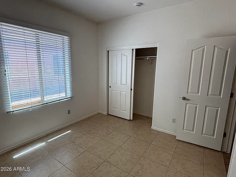 11559 W Lincoln St — Photo 13