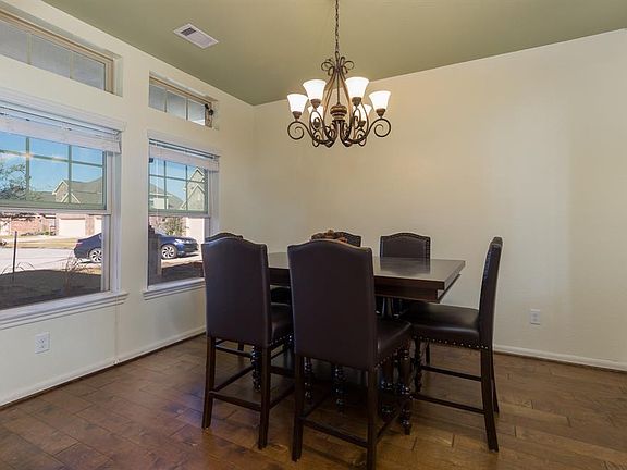 3rd image of 2863 Flower Creek Ln