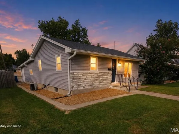 219 W Davidson Ave, Chaffee, MO 63740