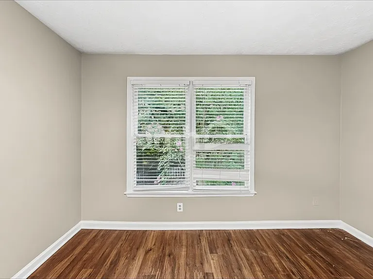 2175 Carlysle Cove Dr — Photo 16