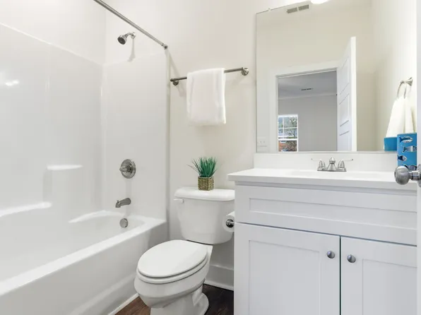 2923 Pretty Lake Ave #2923, Norfolk, VA 23518