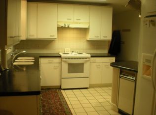 701 Stonehedge Dr, Vestal, NY 13850