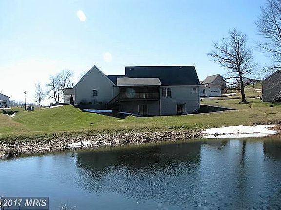 5th image of 705 Sunshine Dr