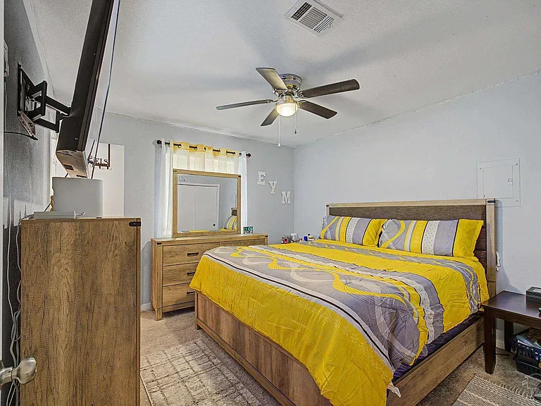 5706 Ventura Ln — Photo 16