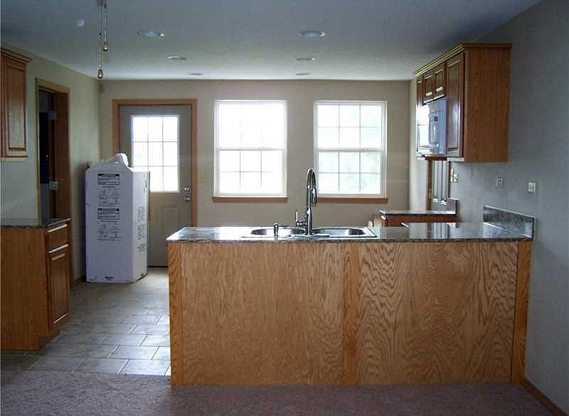 2nd image of 20460 Farm Road 1120