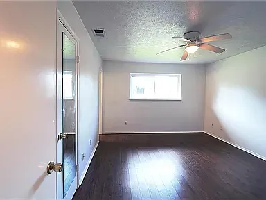 8315 Lullwater Dr — Photo 6