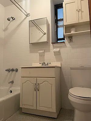 5th image of 56 W 119th St APT 3C
