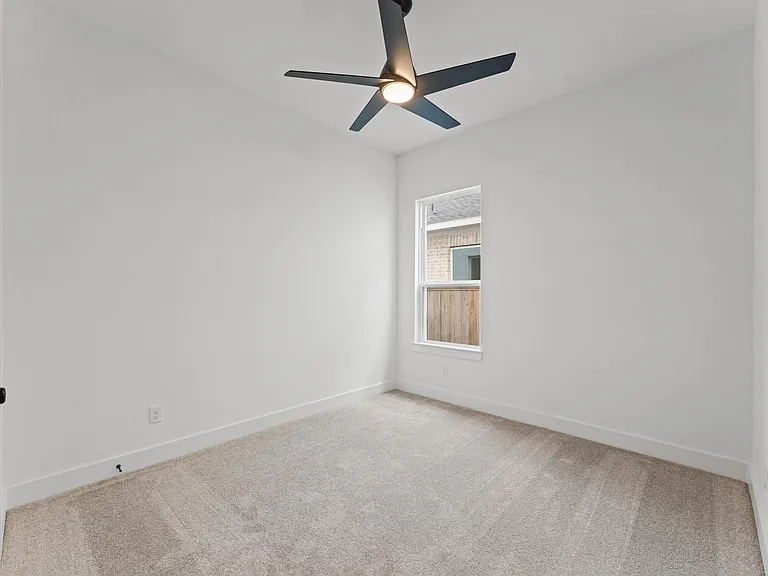8218 Sherman Park Trl — Photo 18