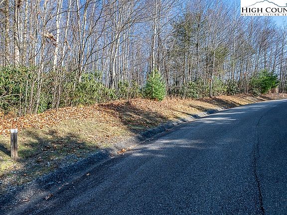 5th image of LL4 Woodlake Loop Road
