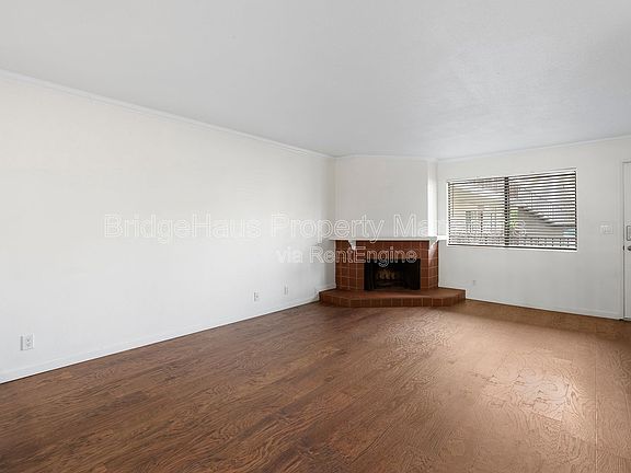 2nd image of 5750 Friars Rd APT 204