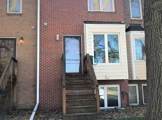 2024 S 17th St APT 2, Lincoln, NE 68502