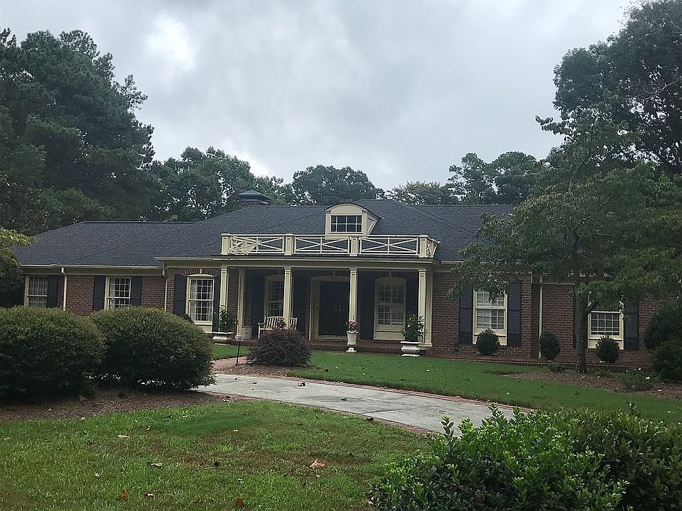 1st image of 217 Churchill Dr