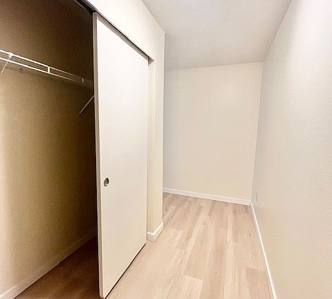 3rd image of 6561 4th Ave NE APT 104