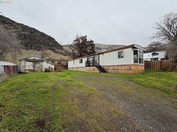 2nd image of 217 Main St