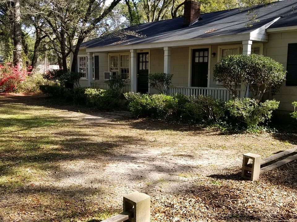 2nd image of 1000 9th Ave