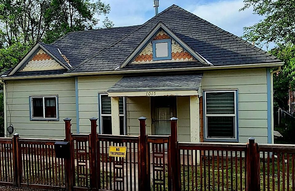 2nd image of 1015 Prescott Ave
