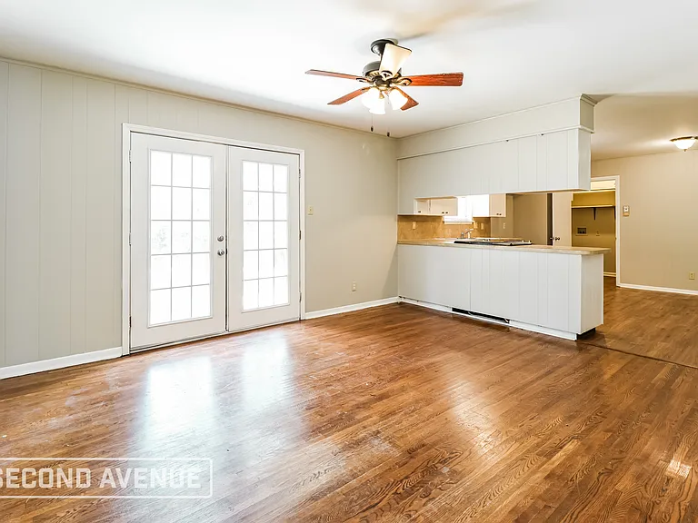 8110 Alvin Ln — Photo 9
