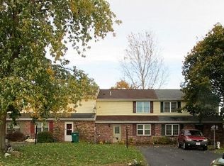 11 Lakeview Pl, Lititz, PA 17543