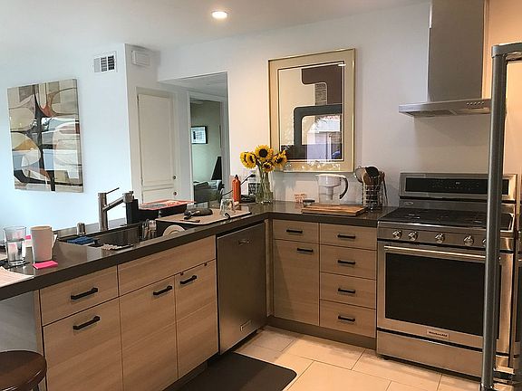 3rd image of 3004 E Sunflower Cir